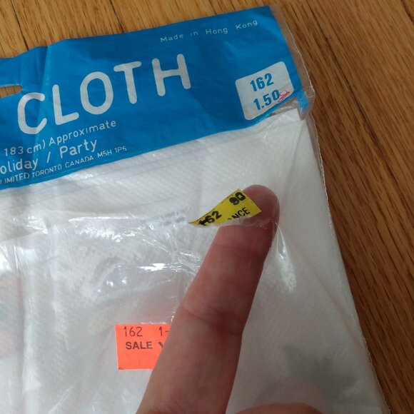 Vintage Plastic Tablecloth Bears Dessert 54x72 Woolworth's NIP Made in Hong Kong - Picture 8 of 13